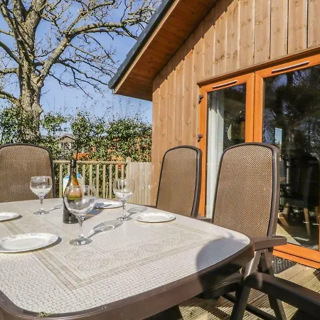 Holiday home Dukes Pond Ellonby